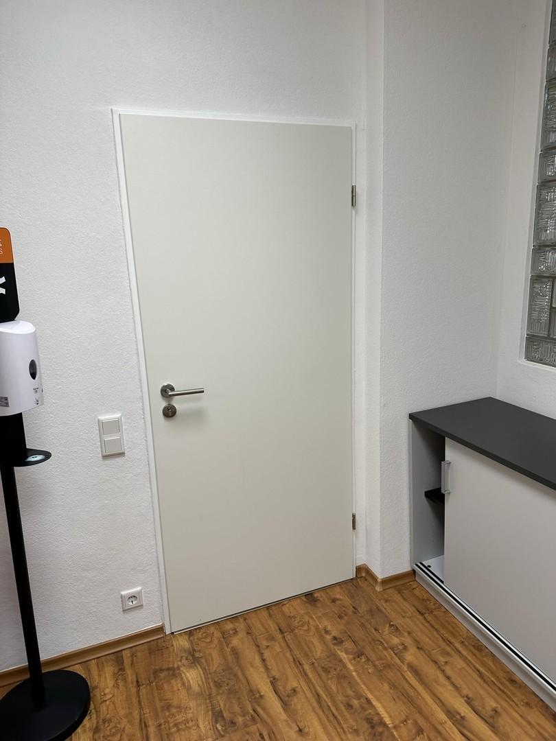 Bürotüren neu