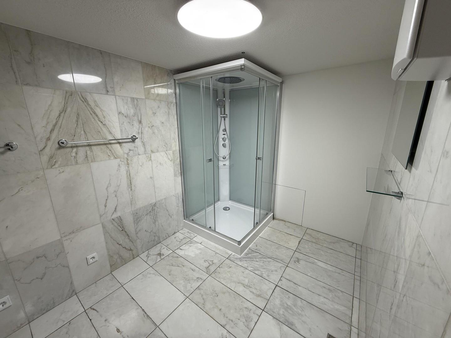 Dusche 1