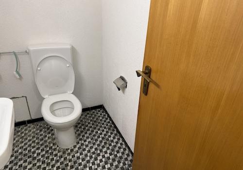 WC 2