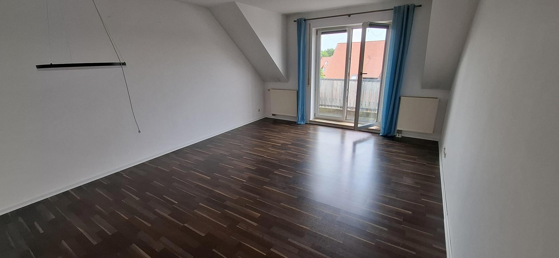 Wohn und Esszimmer