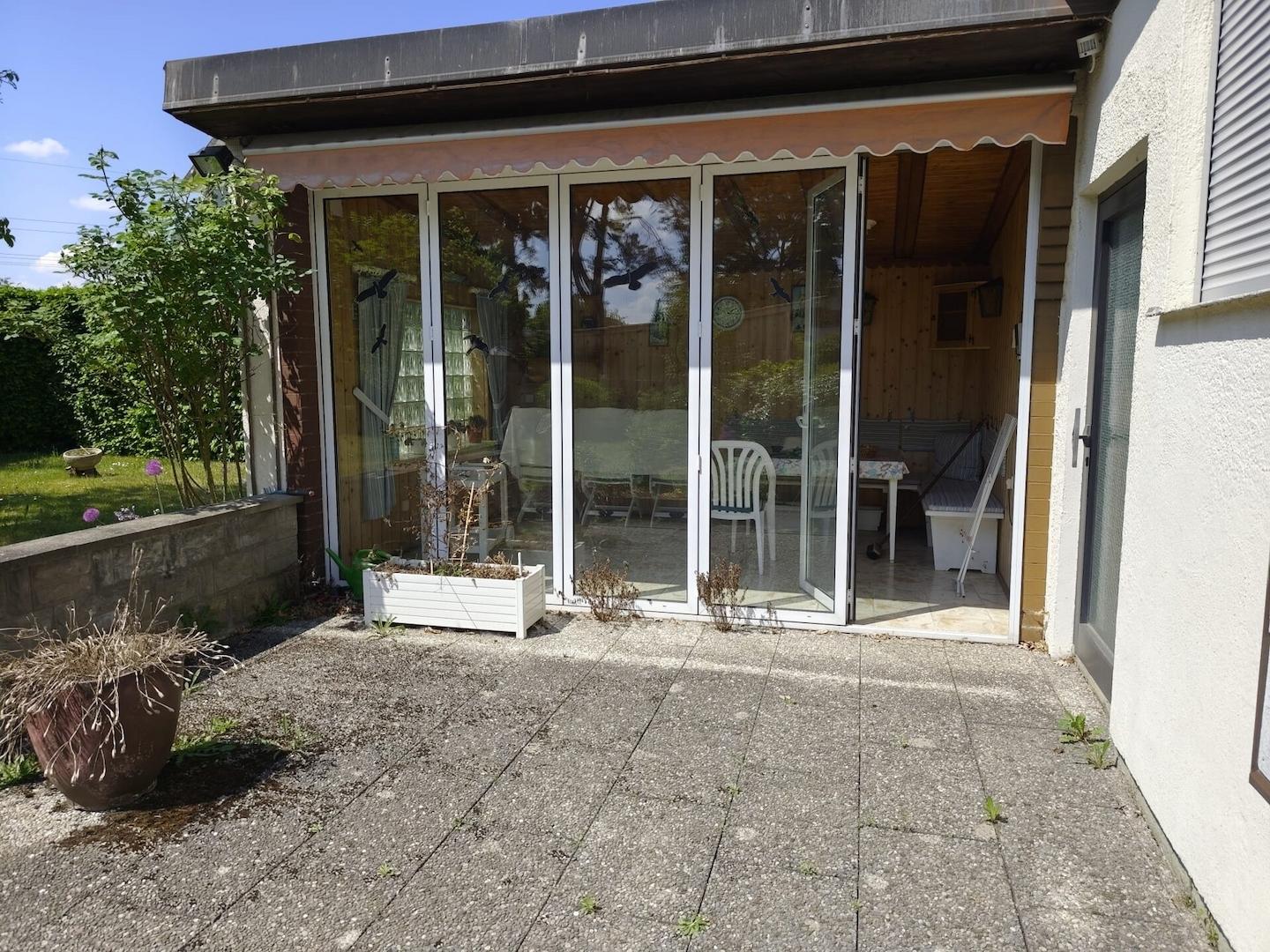 Freisitz und Terrasse