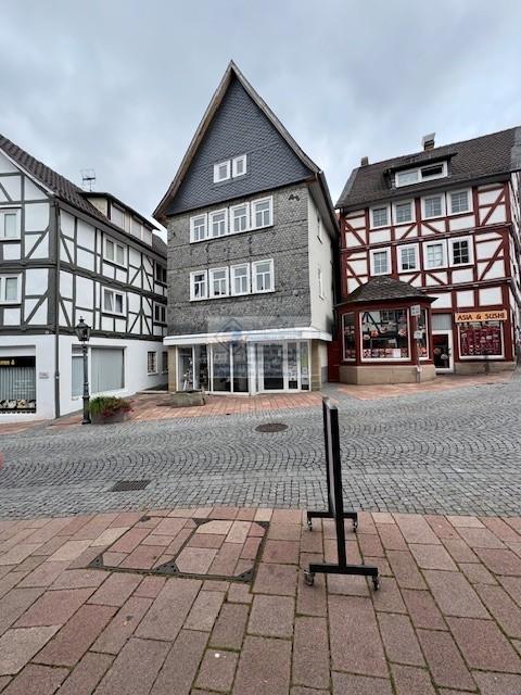 Straßenansicht