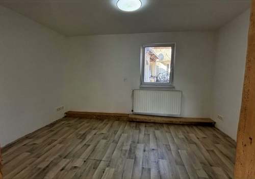 zweites Schlafzimmer/Arbeitszimmer