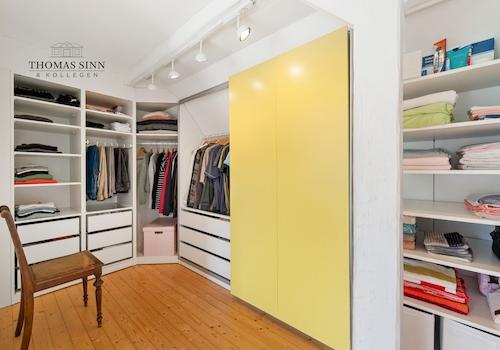 OG: Ankleide Elternschlafzimmer