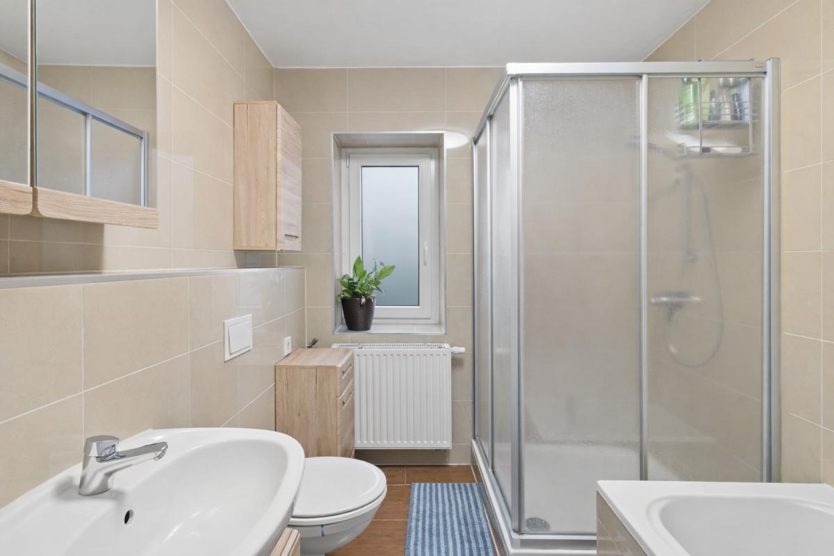 Badezimmer EG
