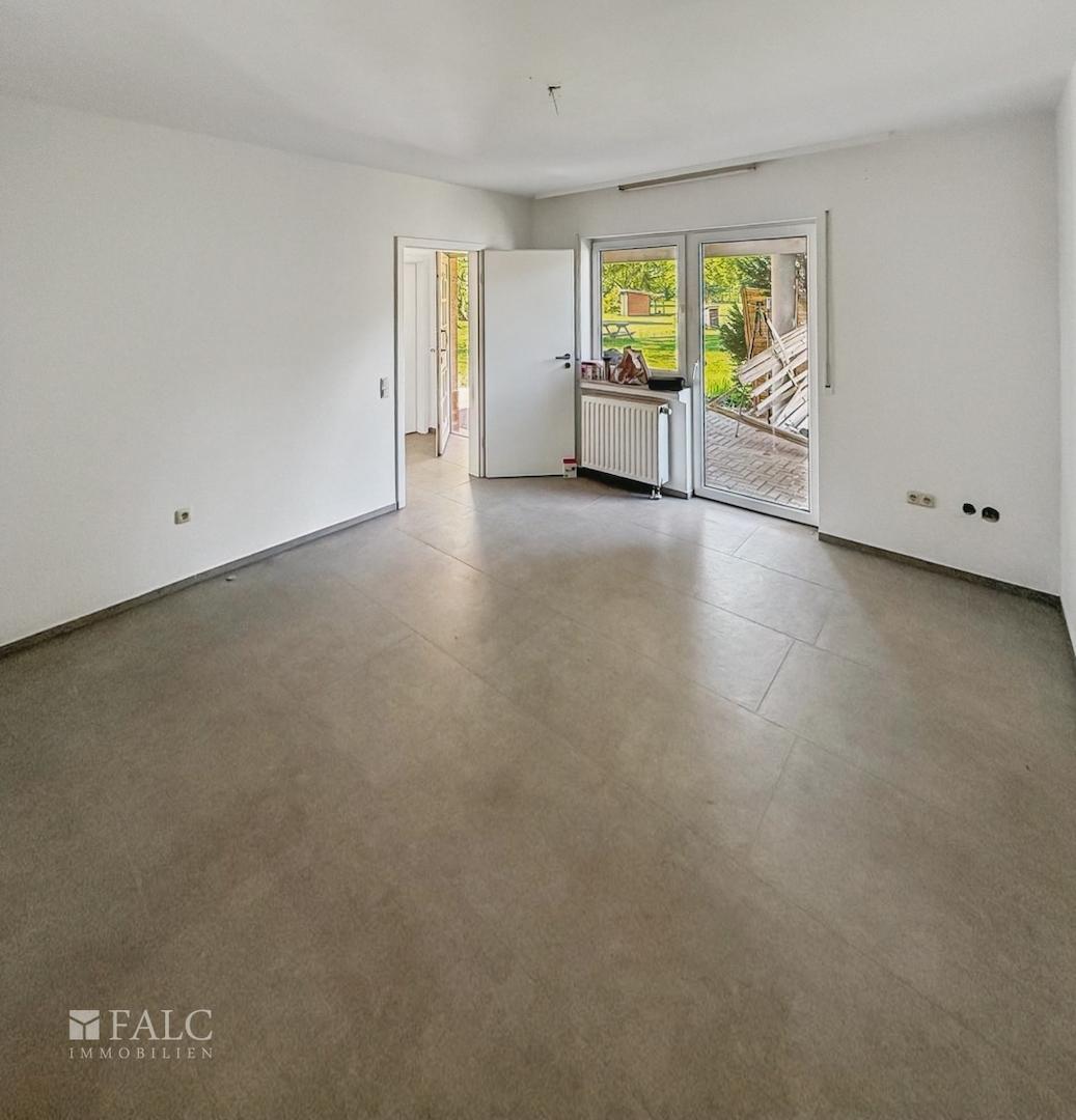 Wohnzimmer UG