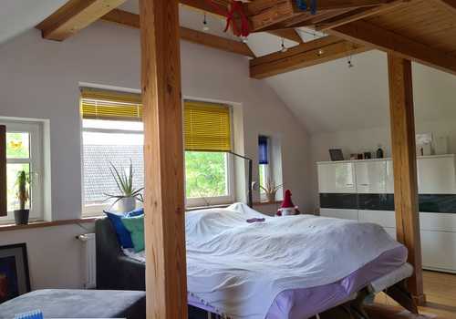 Schlafzimmer DG