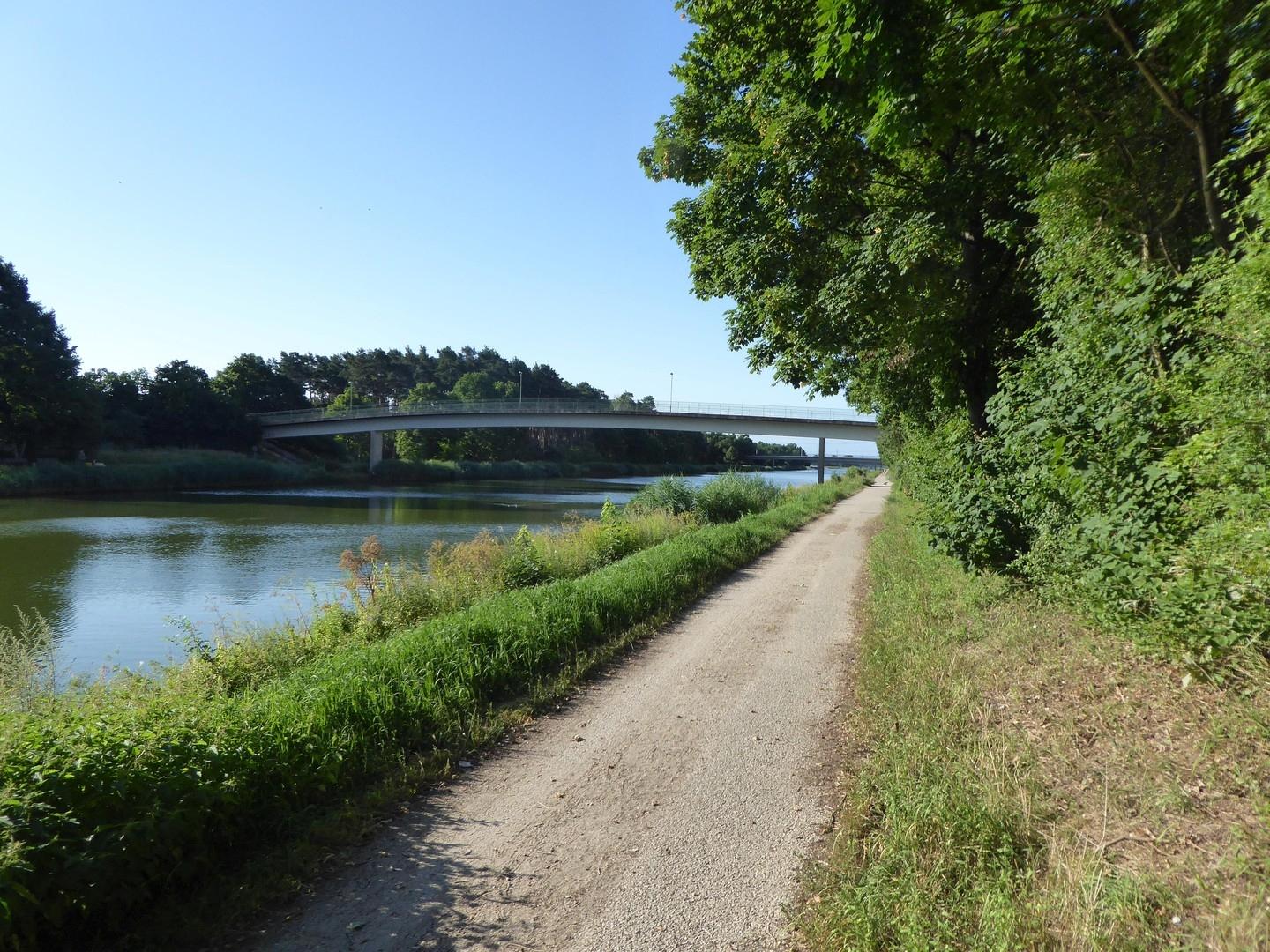 Kanal - Nähe für Spaziergänge