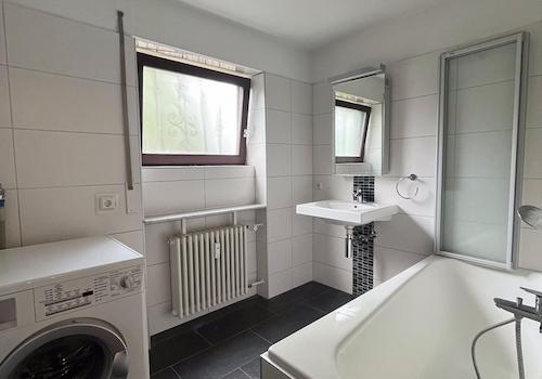 Badezimmer EG