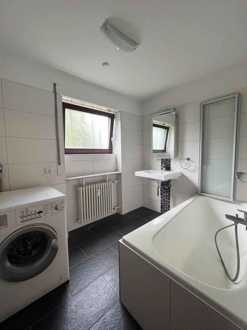Badezimmer EG