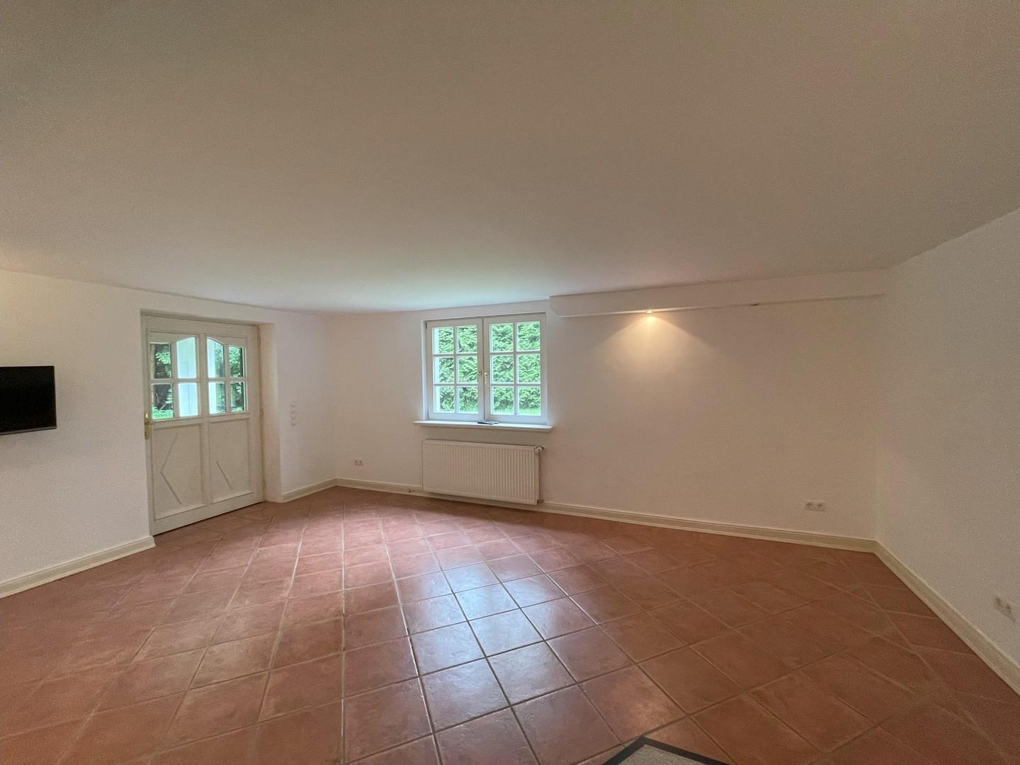 Wohnlicher Raum im Souterrain