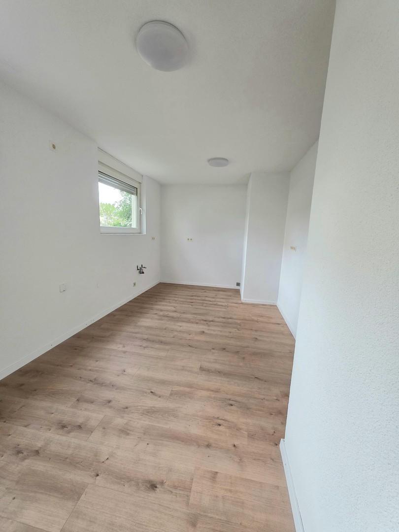 Küche Blick zur Küchenzeile