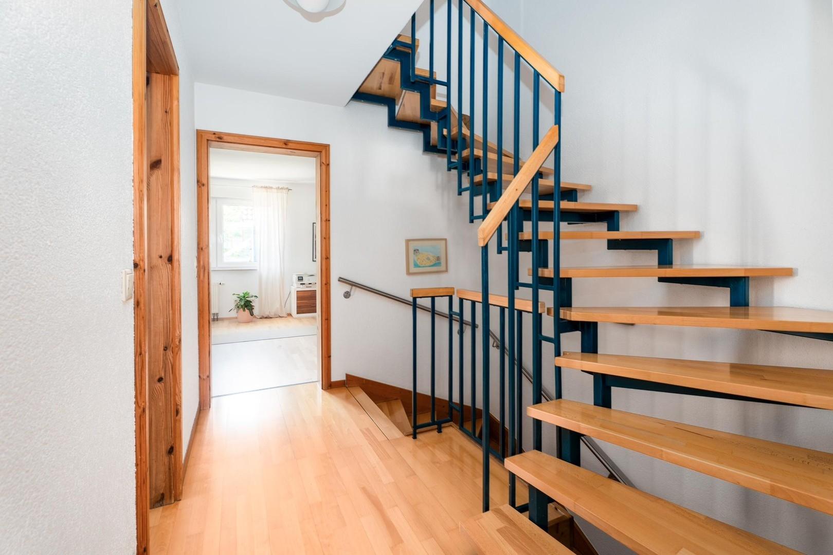 Treppe zum DG