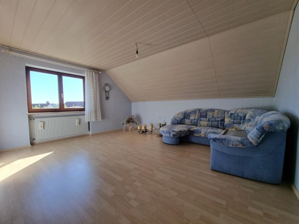 Wohnzimmer DG