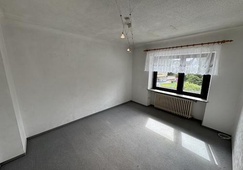 Zimmer 1 OG Li