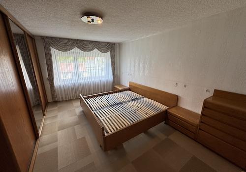 Zimmer 3 OG Li