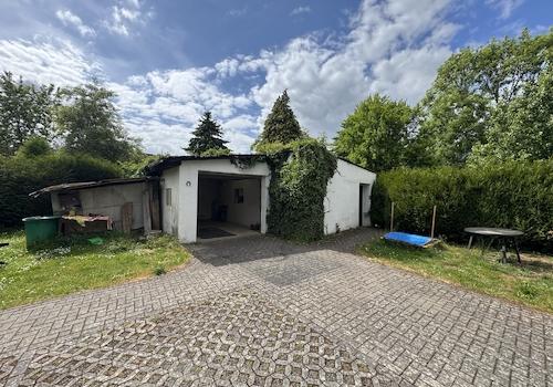 Garage 1