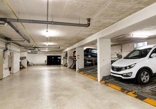 Tiefgarage mit Duplex-Parker