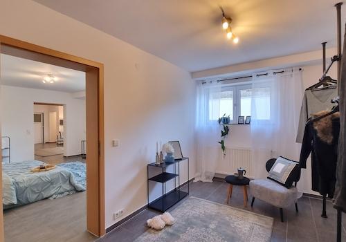 Ankleidezimmer UG