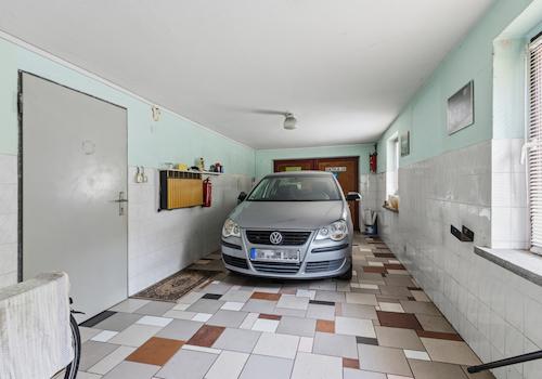 Garage 1