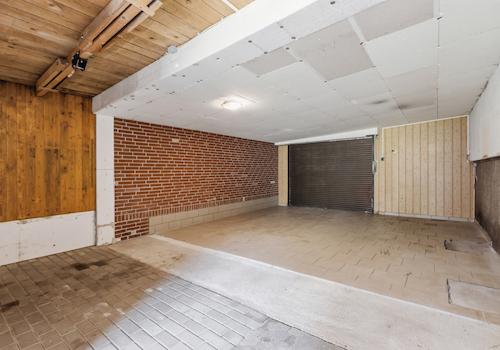 Garage 2