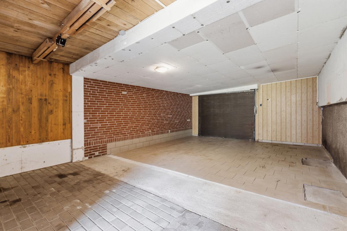 Garage 2