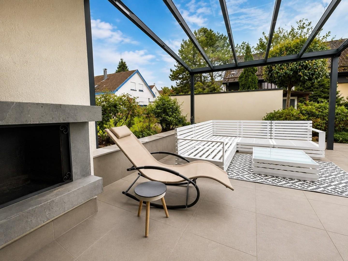 Terasse + Kamin