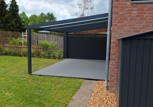 Riesige Terrassenüberdachung