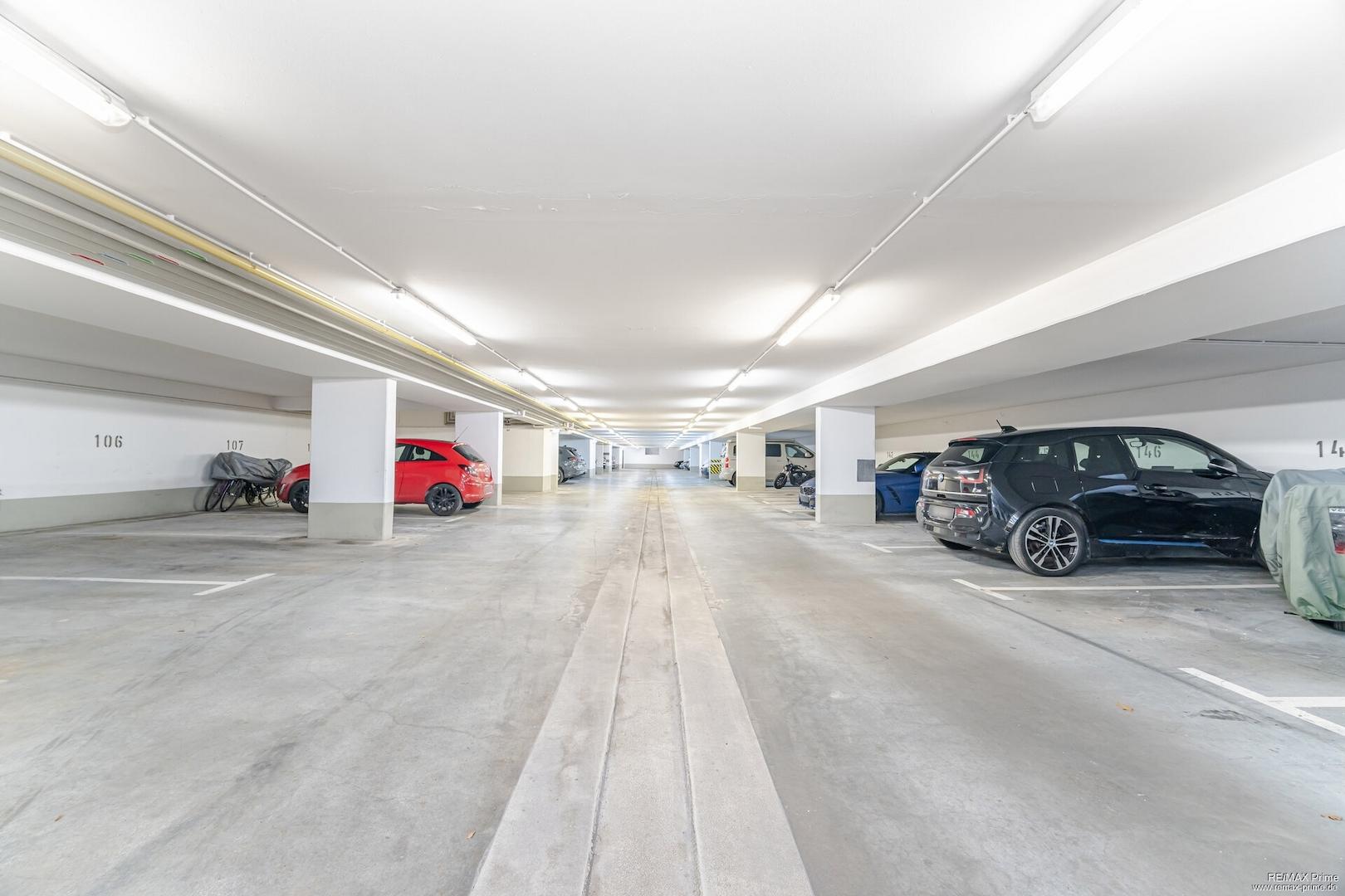 Tiefgaragenstellplatz