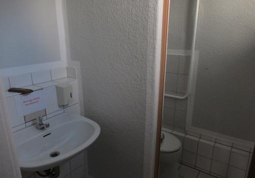 WC Vorderhaus