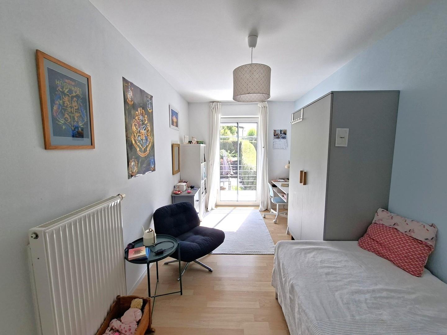 Schlafzimmer 1