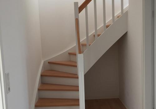 DG Re Maisonette Treppe
