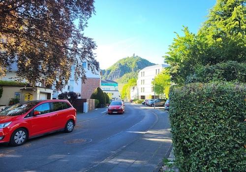 Blick in Straße vom Grundstück