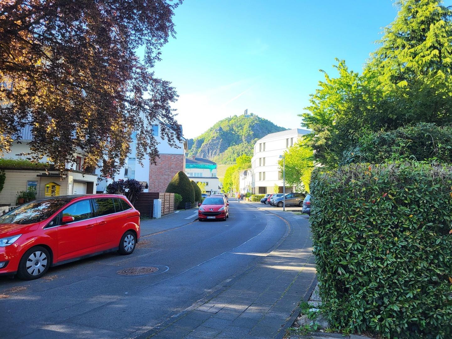 Blick in Straße vom Grundstück