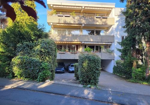 Straßenansicht des Hauses