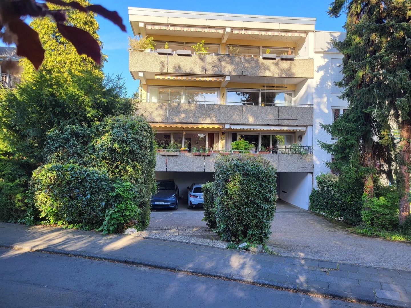 Straßenansicht des Hauses