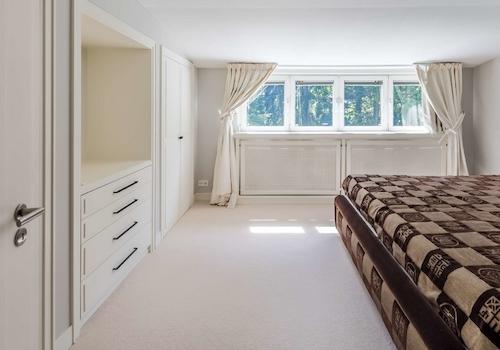 Schlafzimmer im OG