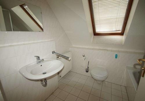 Bad Referenz Nachbarwohnung