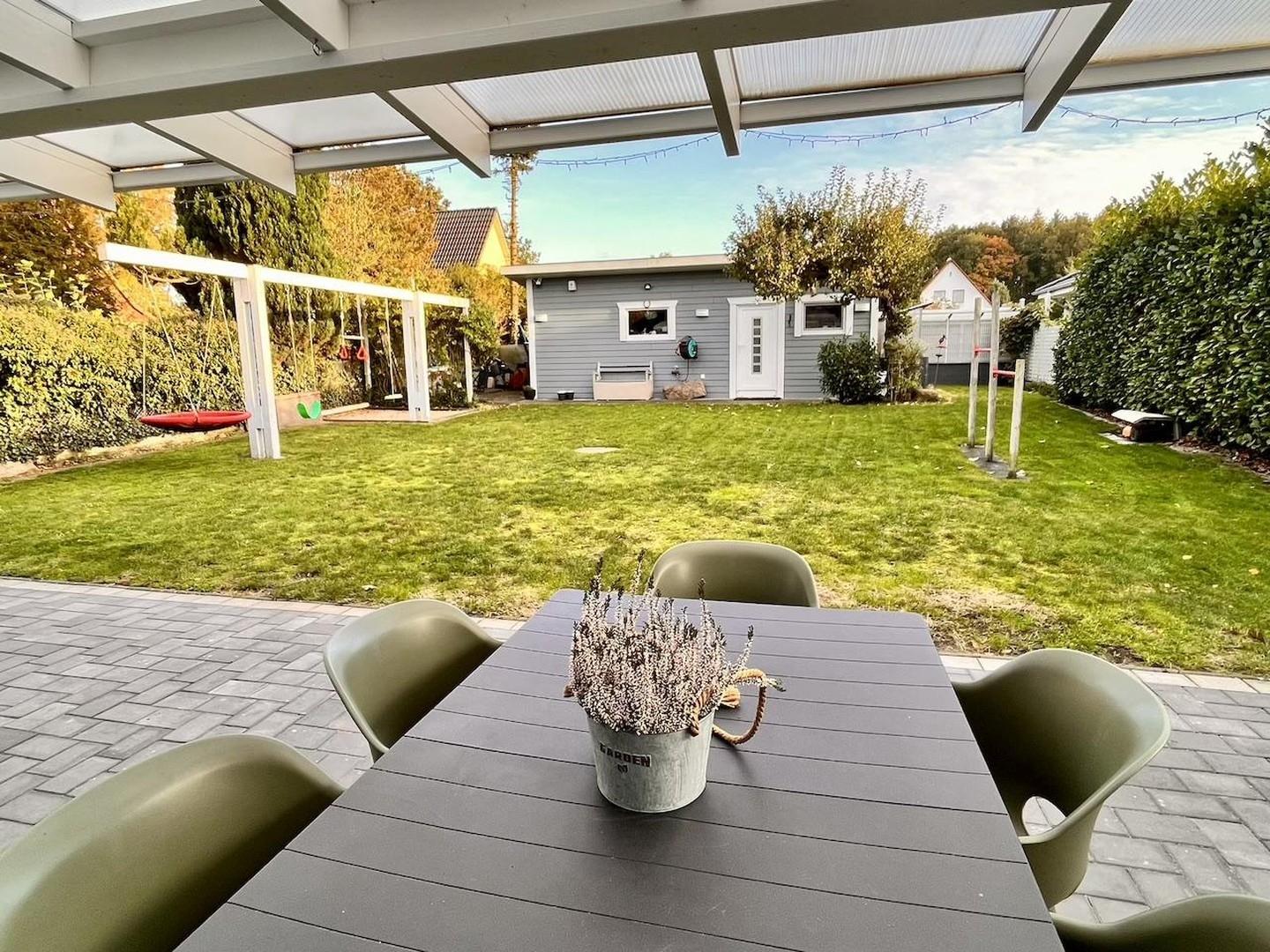 Garten v Terrasse