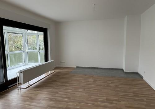 Wohnzimmer (EG)