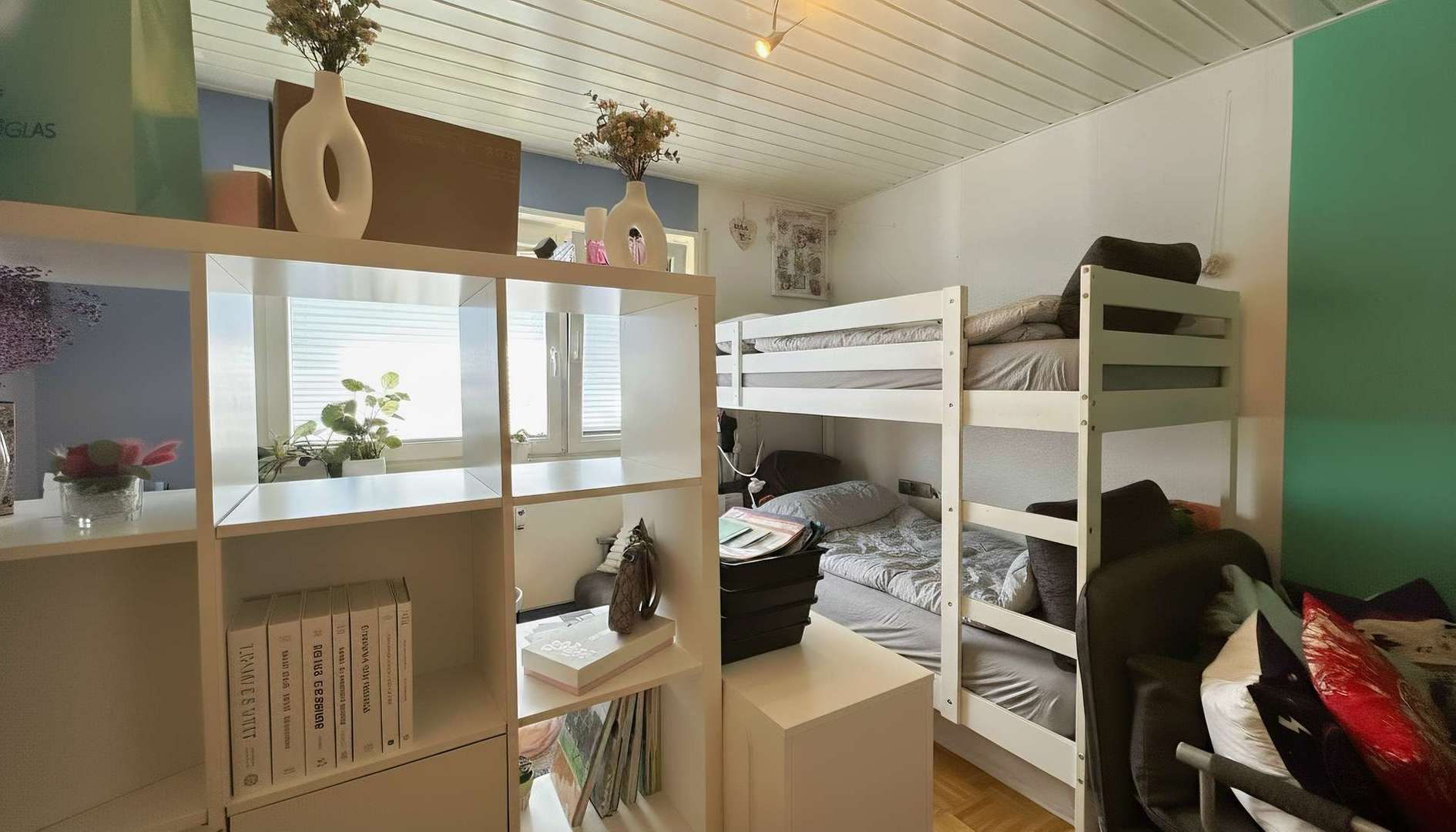 1. Schlafzimmer (2)