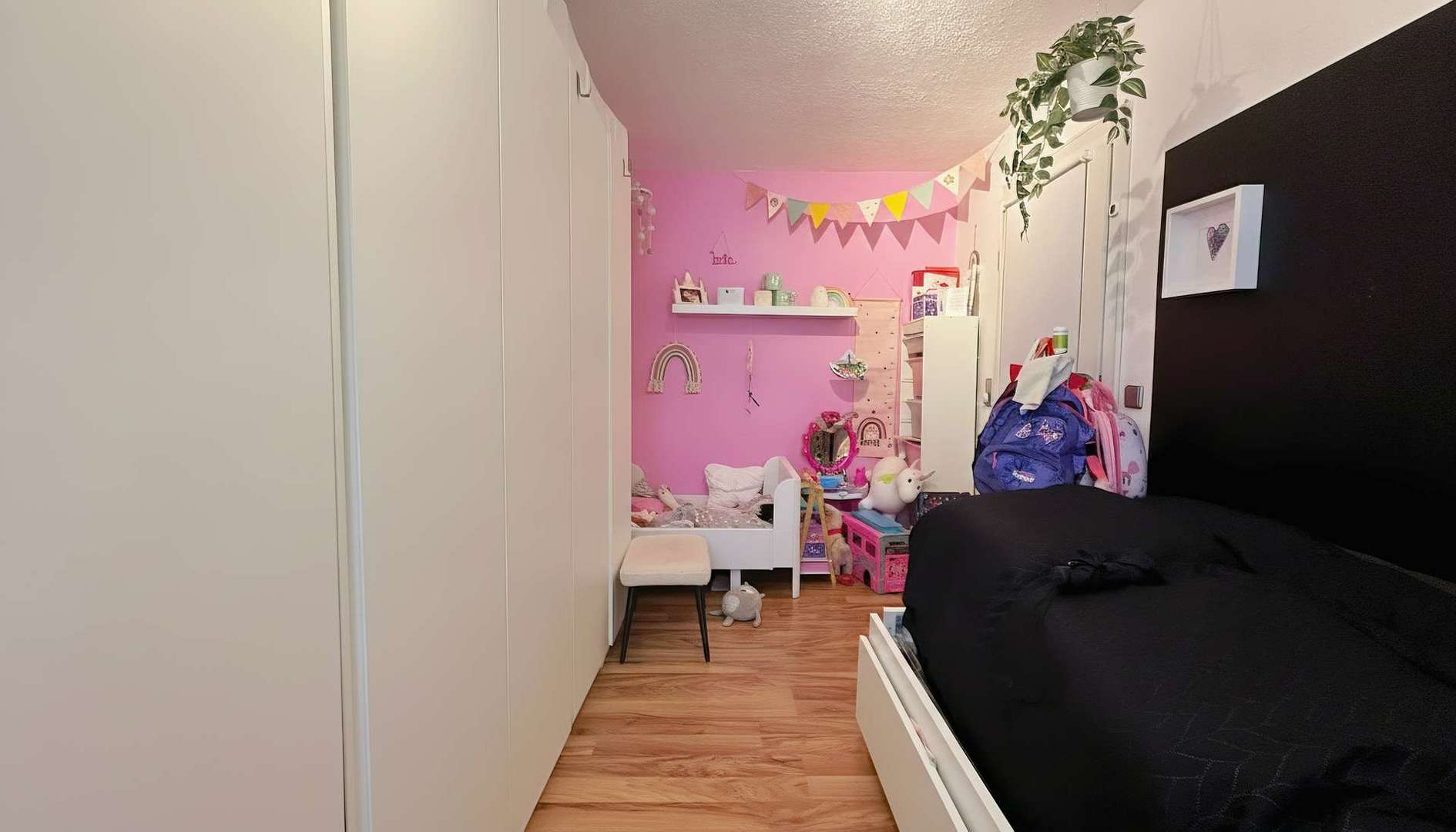 2. Schlafzimmer (1)