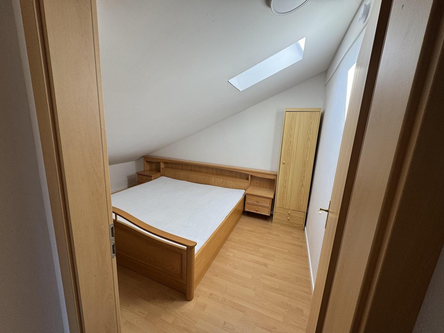Schlafzimmer oder Ähnliches r.