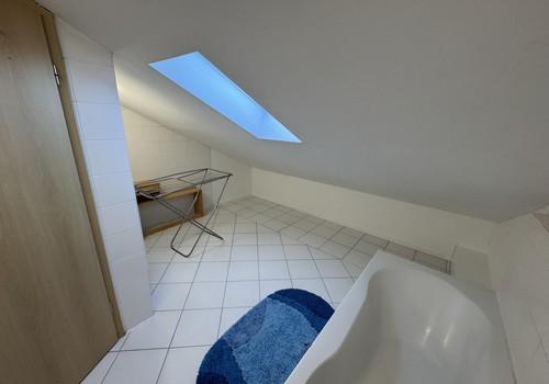 Badezimmer mit Wanne