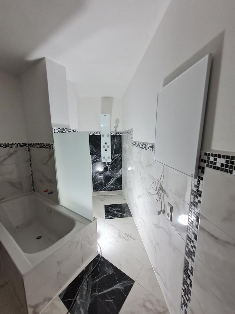 Bad mit Du. + Wanne