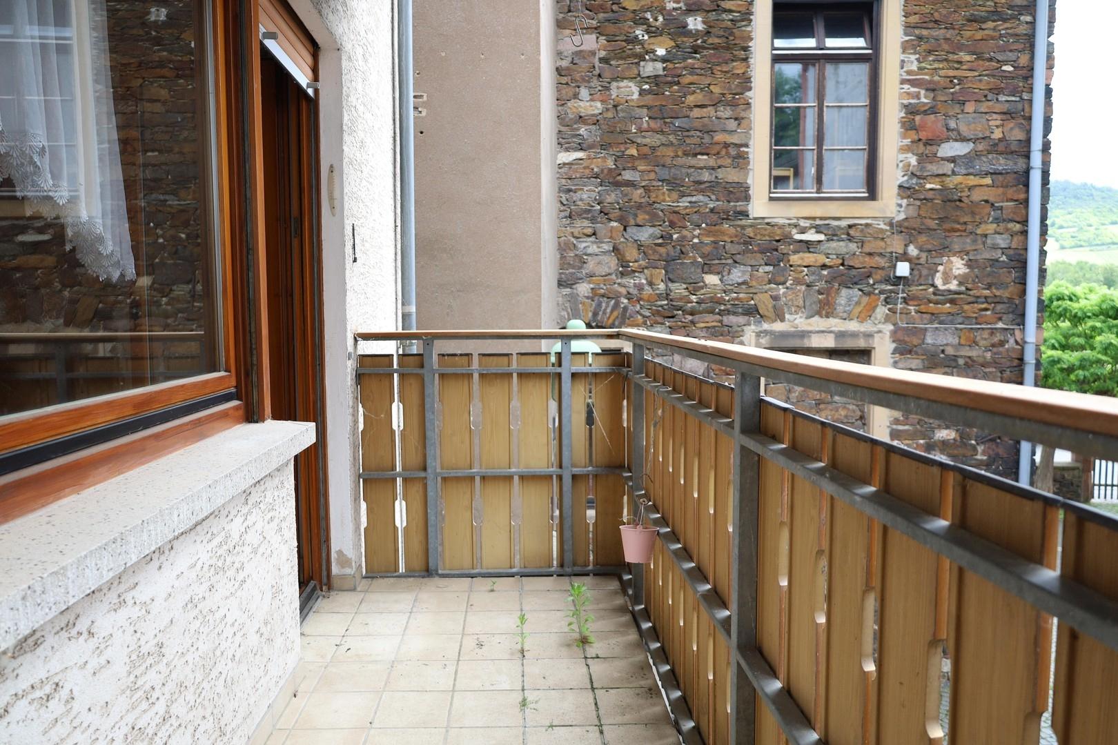 1. OG Balkon Foto 2