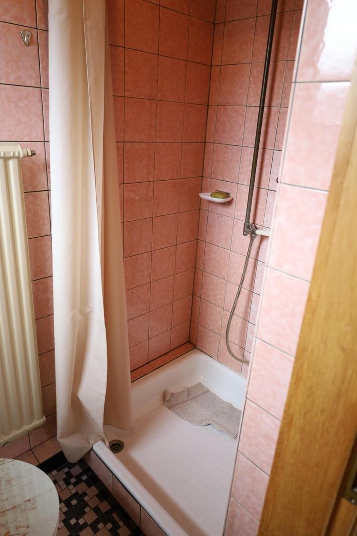 2. OG Dusche u. WC Foto 2