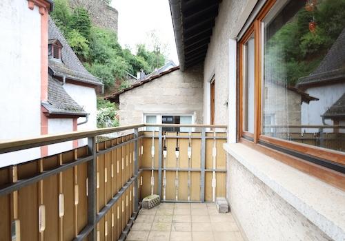 2. OG Balkon Foto 1