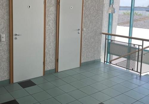 Damen und Herren Toiletten