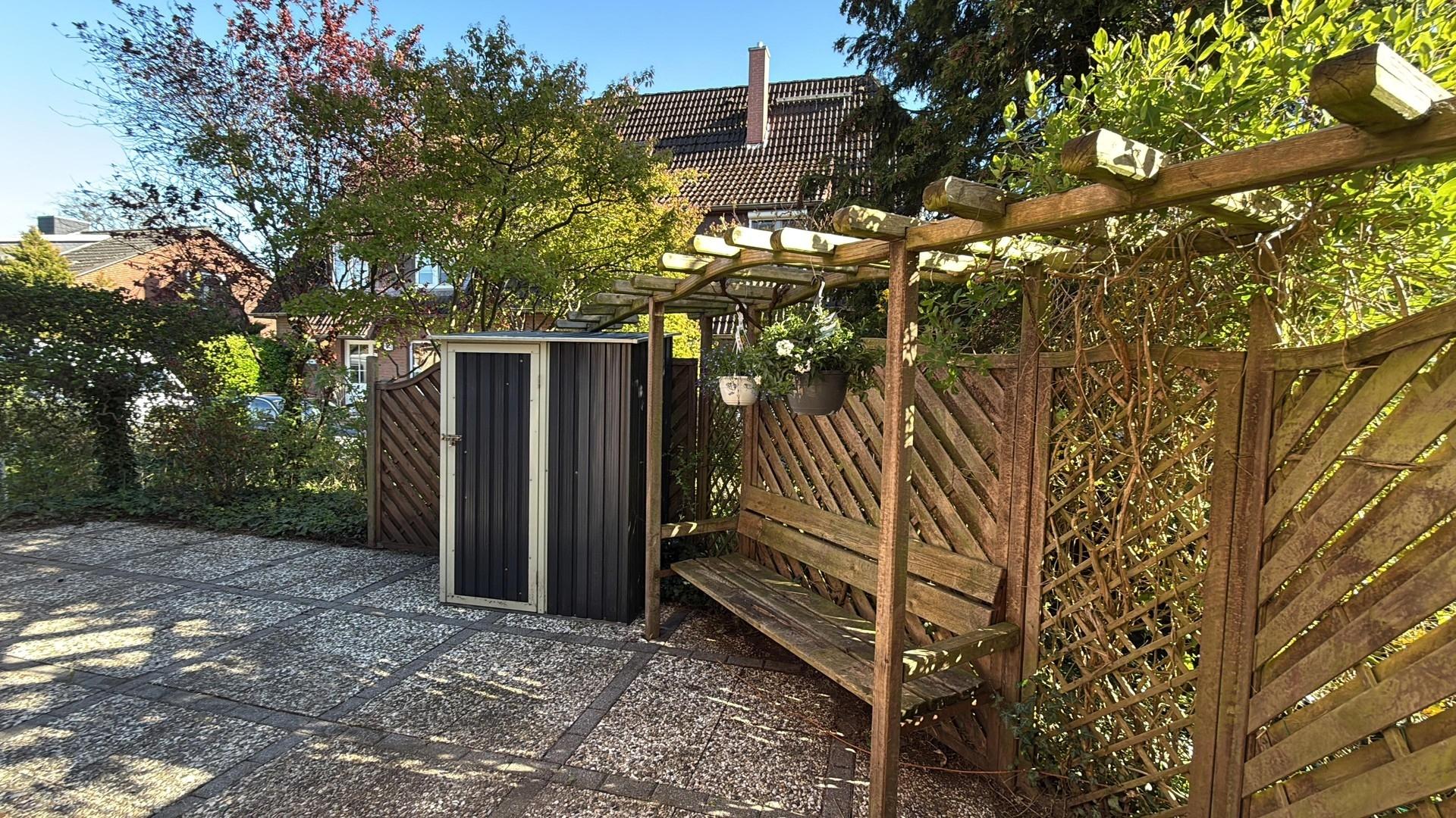 Terrasse - Ecke West-Süd